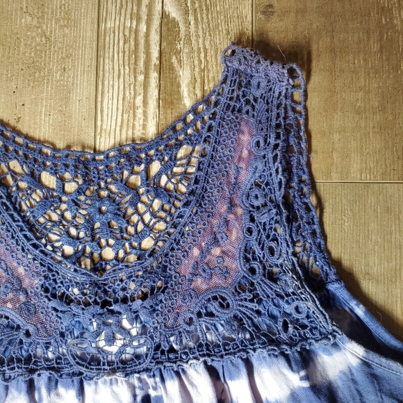 Greater Good Women's Navy Blue and White Tie-Dye Crochet Tank Top Size Large - Picture 16 of 16